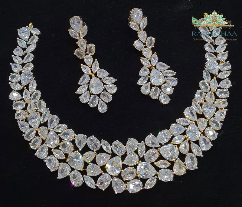 Dazzling Dainty